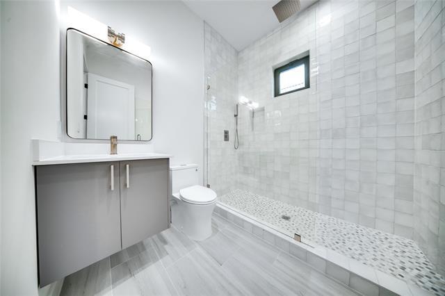 Building Photo - 4209 Munger Ave