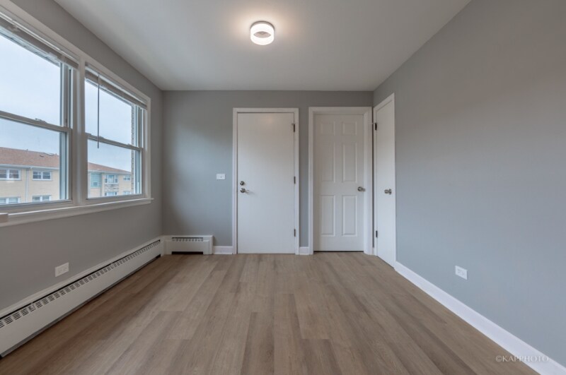 Building Photo - 4600 N Sayre Ave