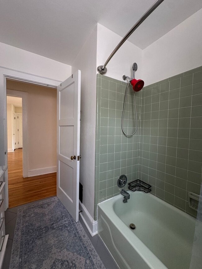 Building Photo - Unique and pristine home for rent in Cave Spring! 2BR 1.5 Bath