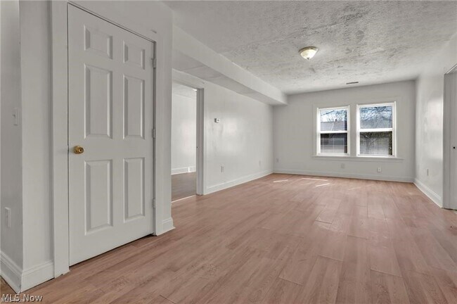 Building Photo - 317 E 156th St