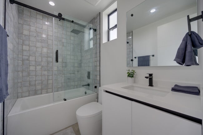 Building Photo - 4422 Riley Dr