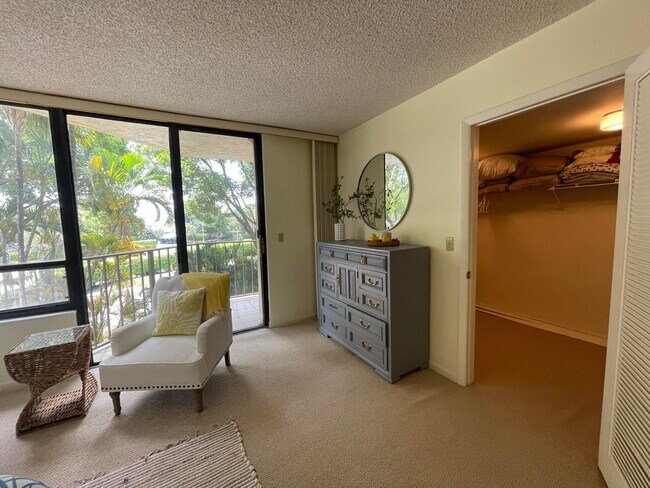 Building Photo - 799 Jeffery St