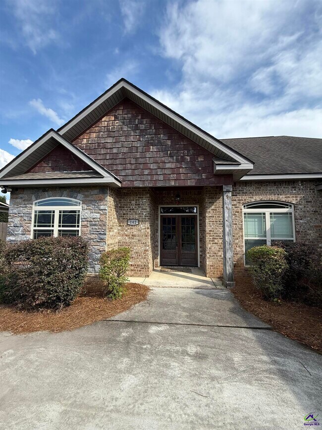 Building Photo - 142 Addington Dr