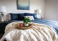 Building Photo - Fully Furnished 3 Bedroom 2.5 Bath Luxury Townhome by Garden of the Gods