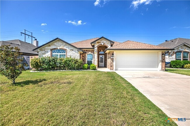 Primary Photo - 1814 Rustic Manor Dr
