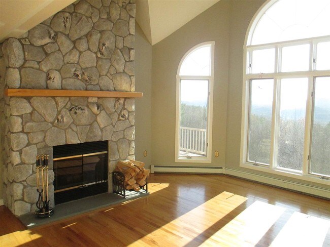 Building Photo - 37 Birch Ln