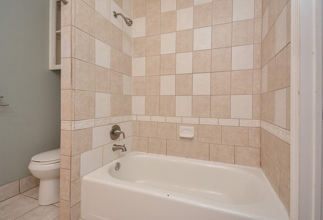 Building Photo - 21318 Park Valley Dr