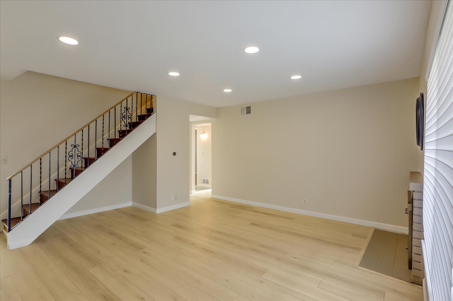 Building Photo - 2916 Biddleford Dr