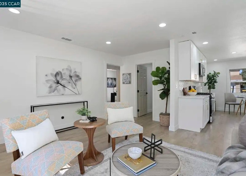 Building Photo - 4024 39th St