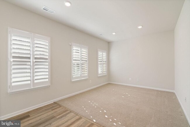 Building Photo - 9520 Barnes Lp