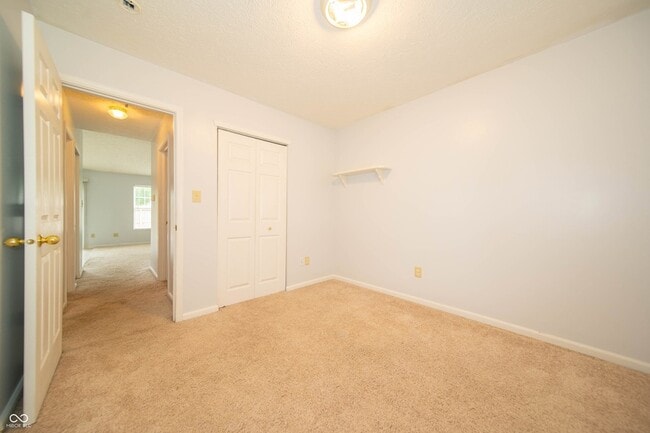 Building Photo - 6660 W Denton Dr