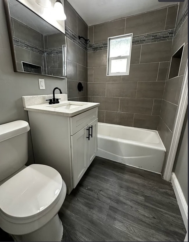 Building Photo - 3471 50th Ave N