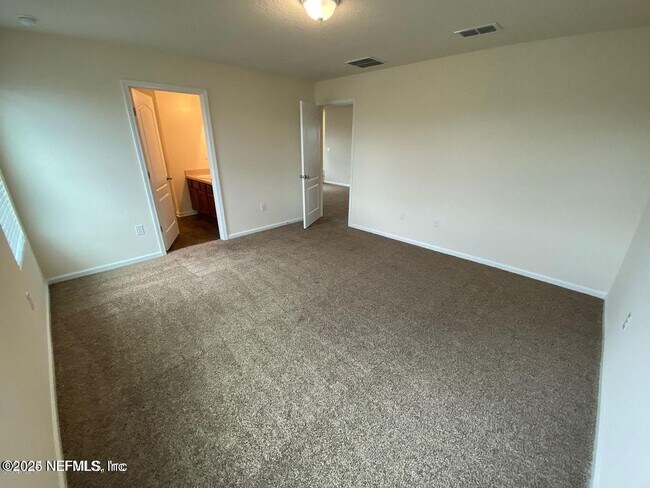 Building Photo - 8136 Meadow Walk Ln