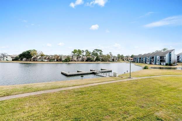 Building Photo - 12600 Melville Dr