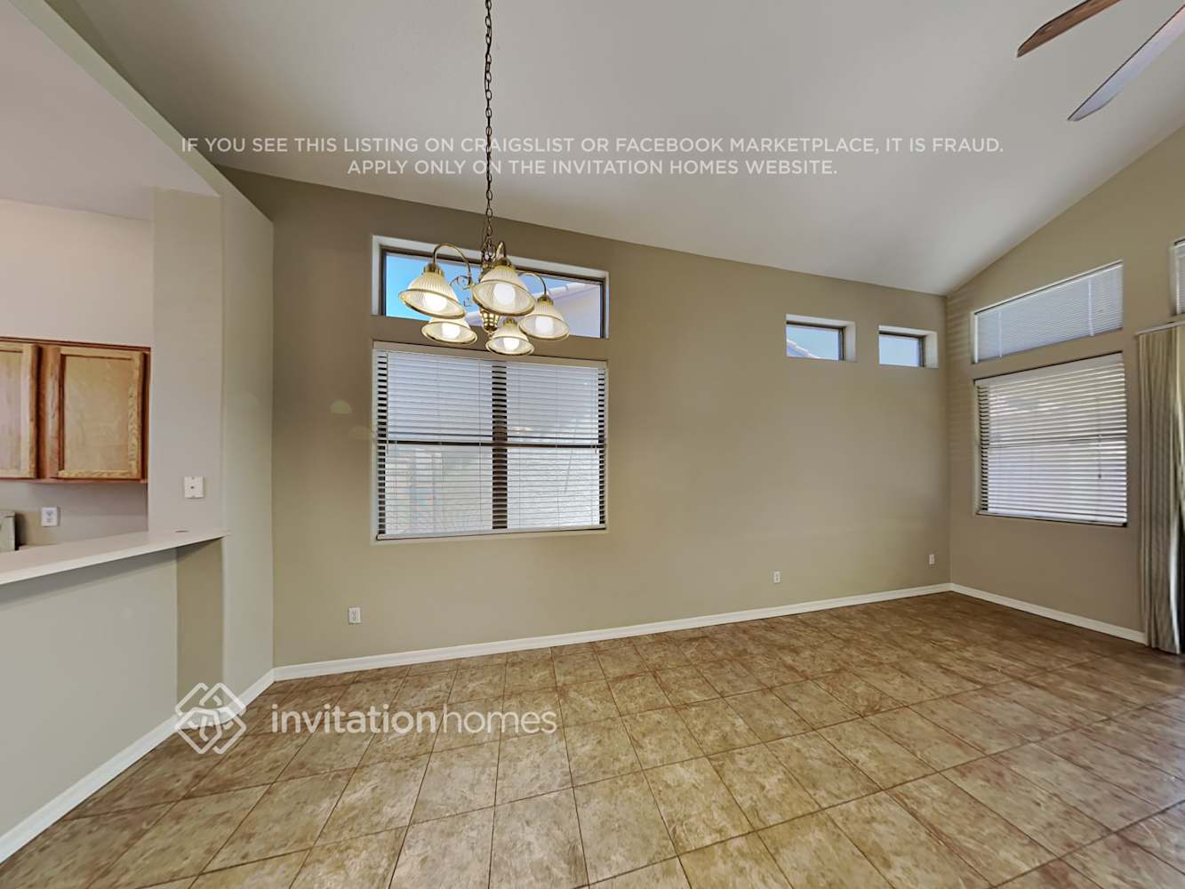 Building Photo - 8947 E Capri Ave
