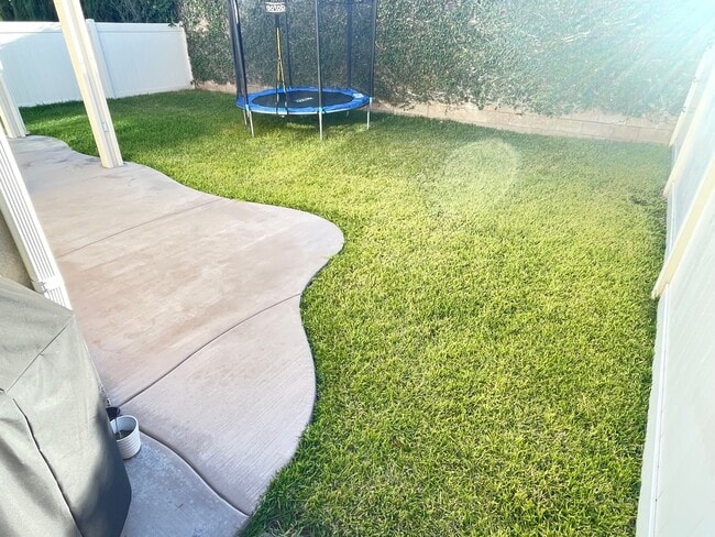 Building Photo - 46167 Timbermine Ln