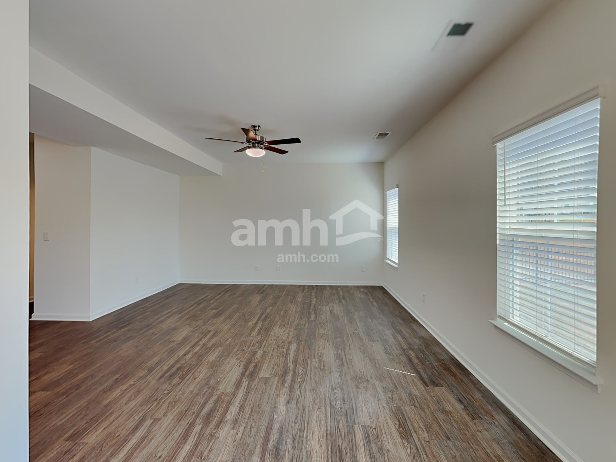 Building Photo - 648 Hamilton Park Dr