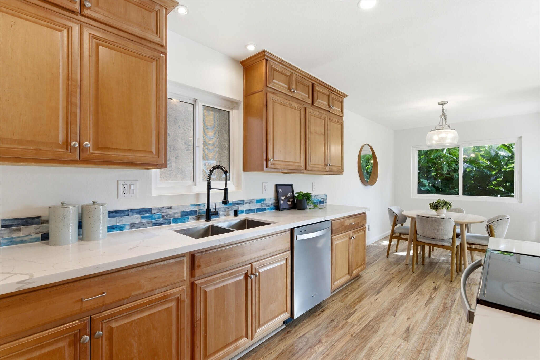 Building Photo - 3609 E 2nd St