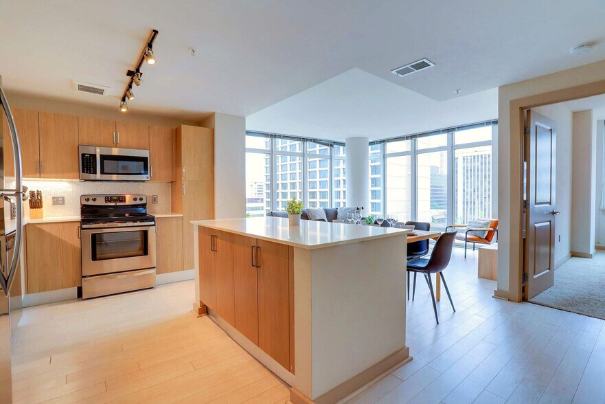 Building Photo - 22202 18th St S