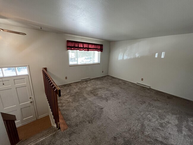 Building Photo - 6752 Quay Ct