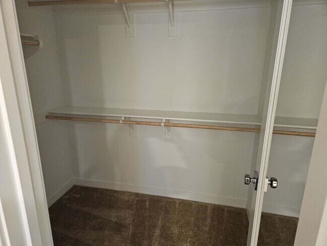 Building Photo - 1200 Lasso Way