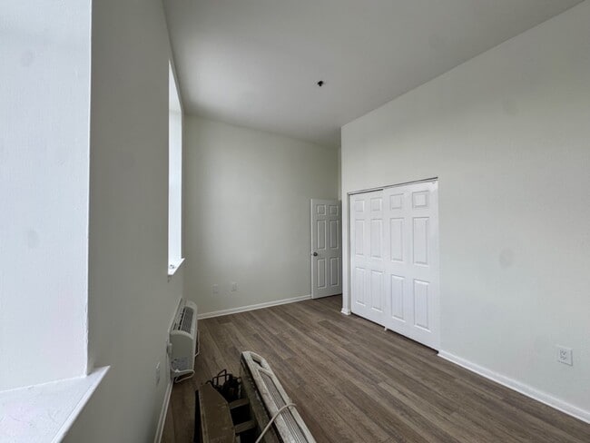 Building Photo - 5600-6 Germantown Ave