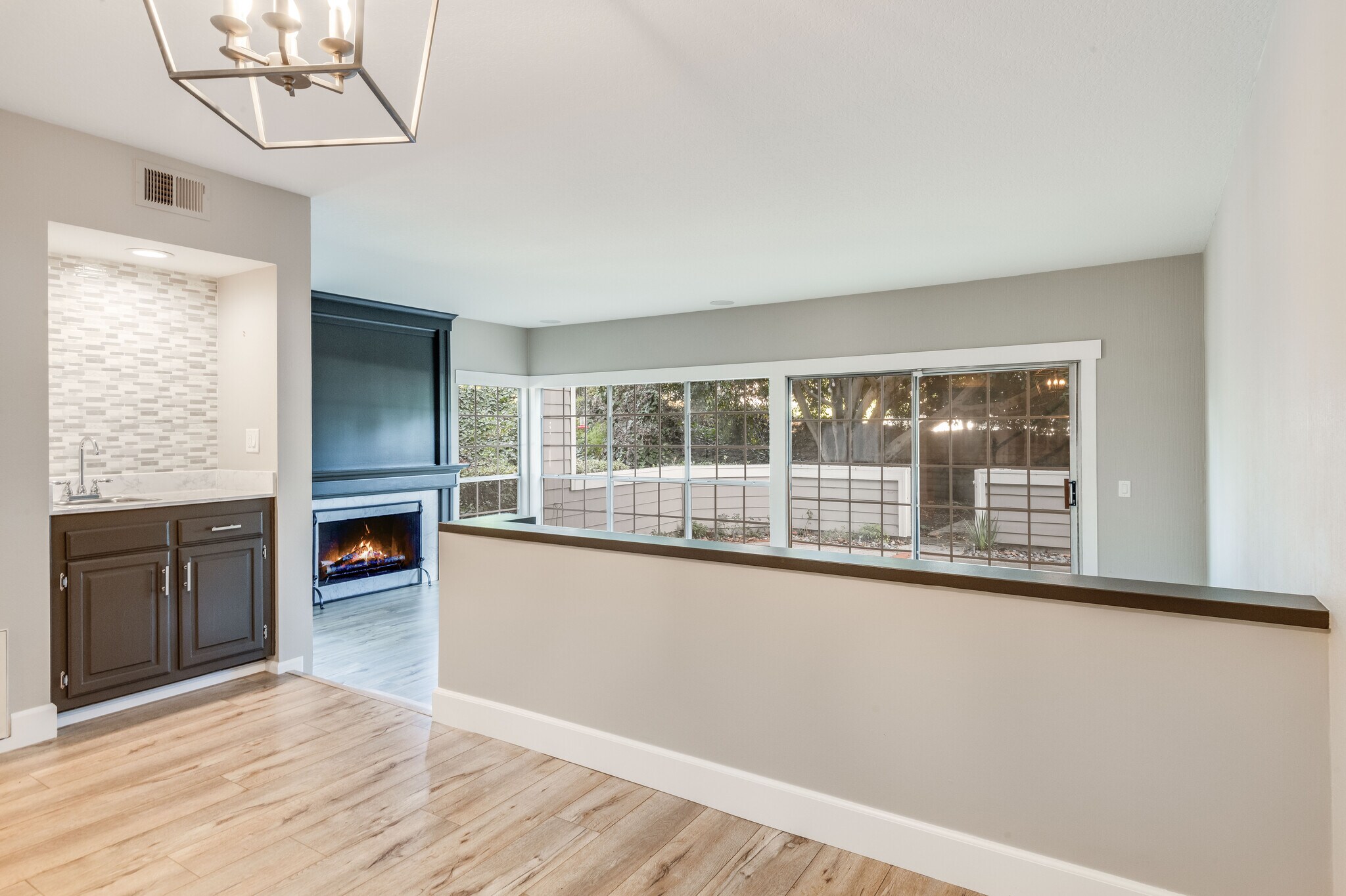 Building Photo - 470 Providence Ct