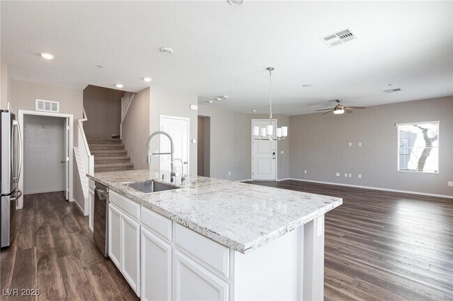 Building Photo - 544 Mossy Cup St