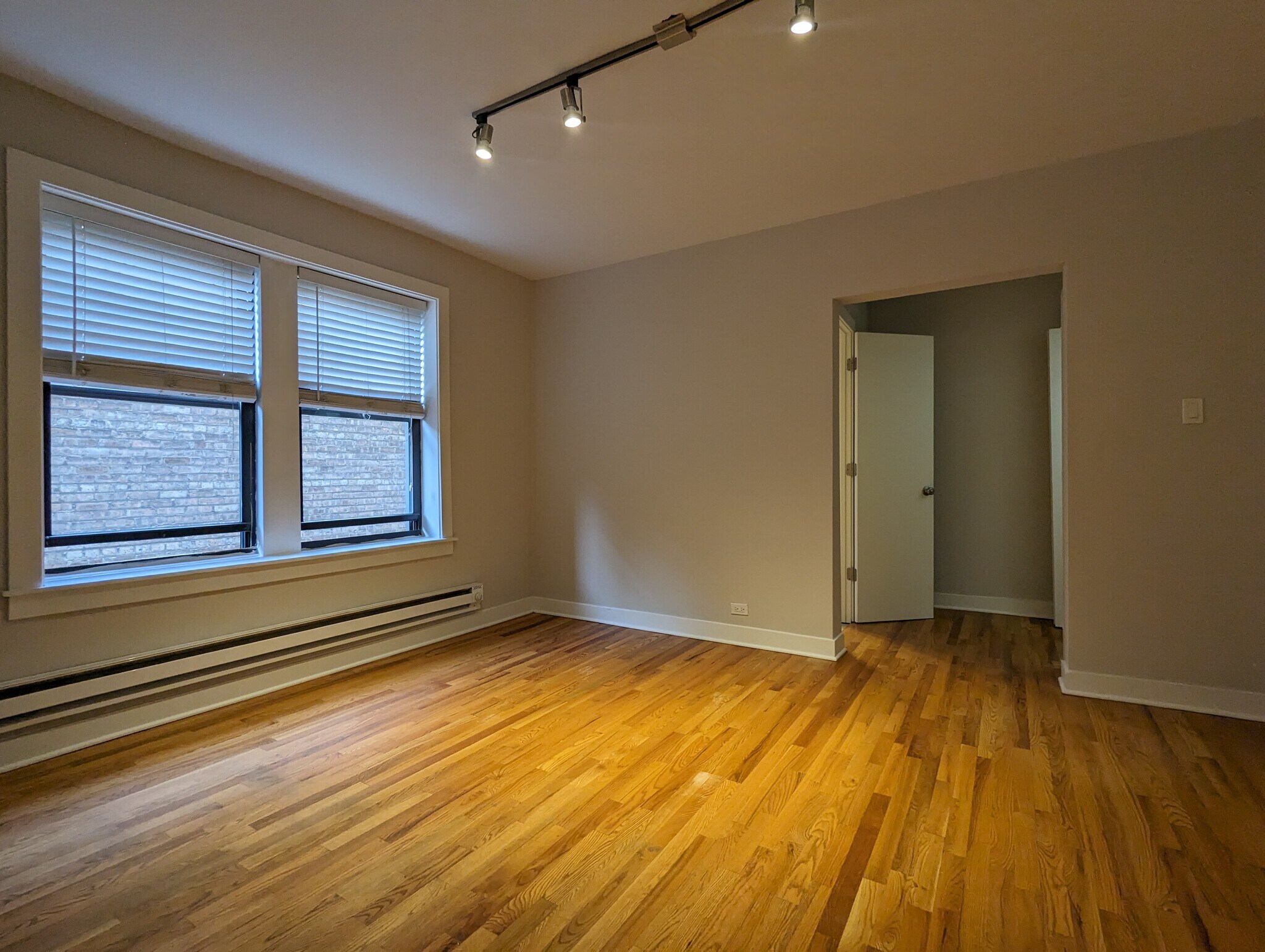 Building Photo - 2430 N Kedzie Blvd