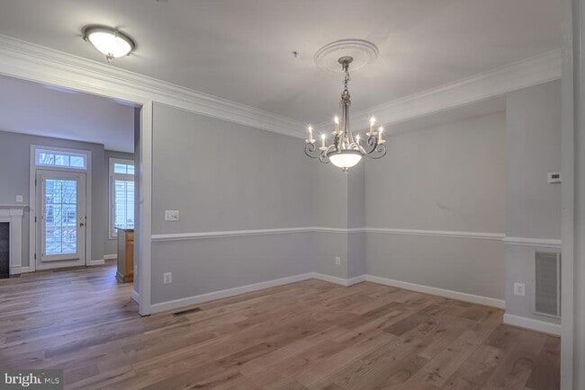 Building Photo - 4912 Waple Ln