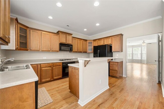 Building Photo - 6424 Queens Court Trace