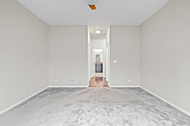 Building Photo - 1998 Shermer Rd