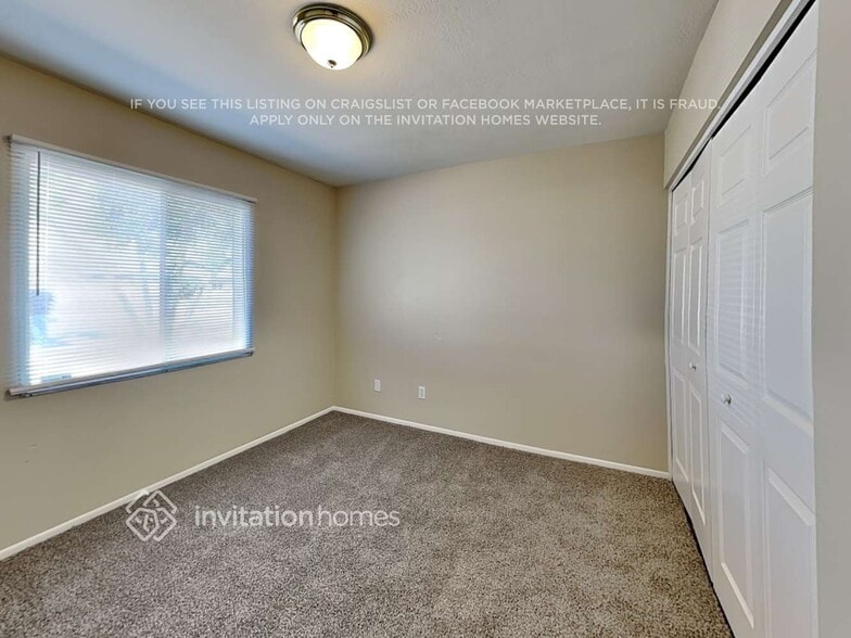 Building Photo - 3265 W Country Gables Dr