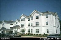 Building Photo - 2029 Windsong Dr