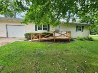 Building Photo - 7738 N 42nd 1/2 St