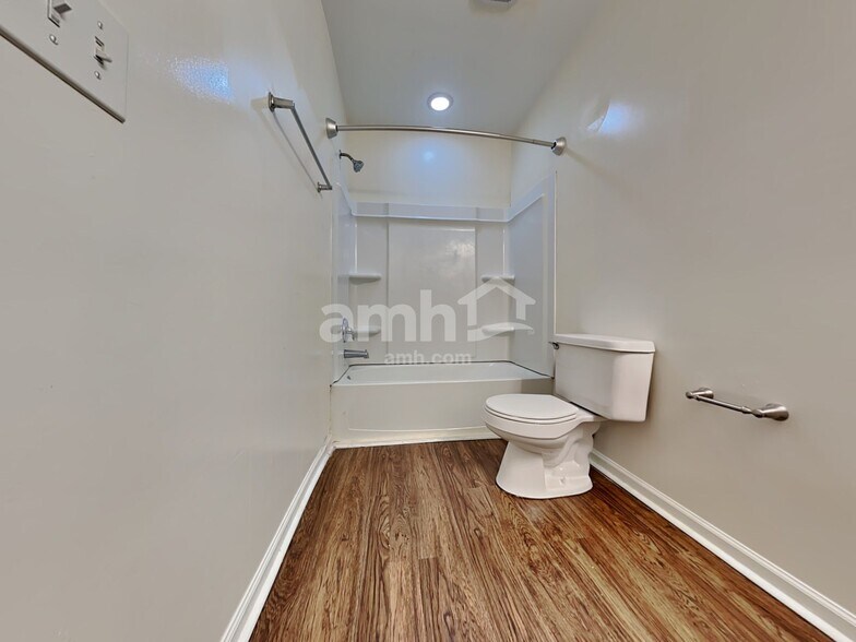 Building Photo - 113 Education Blvd