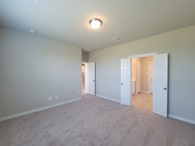 Building Photo - 2905 Terrace Grove Dr