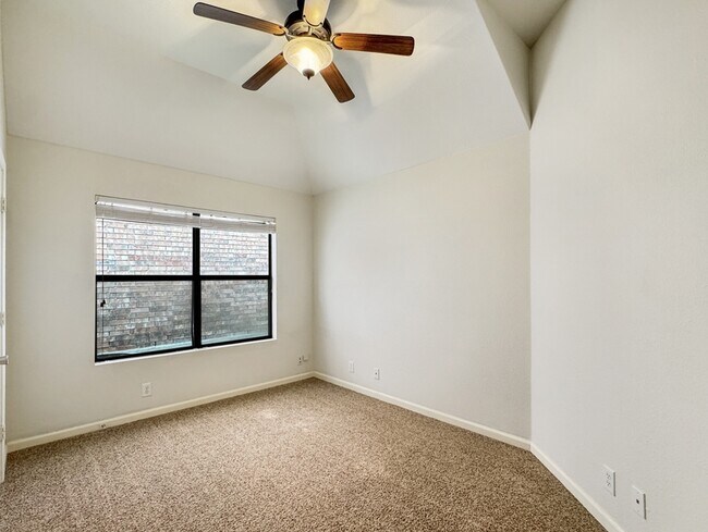 Building Photo - 6722 Congressional Blvd