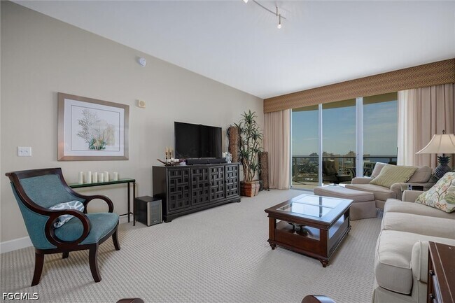 Building Photo - 3000 Oasis Way