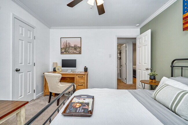 Building Photo - 3434 Castlebury Dr