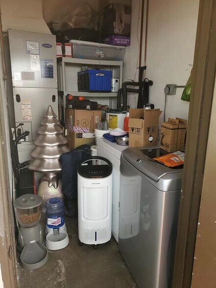 Building Photo - 11821 SW 123rd Ave