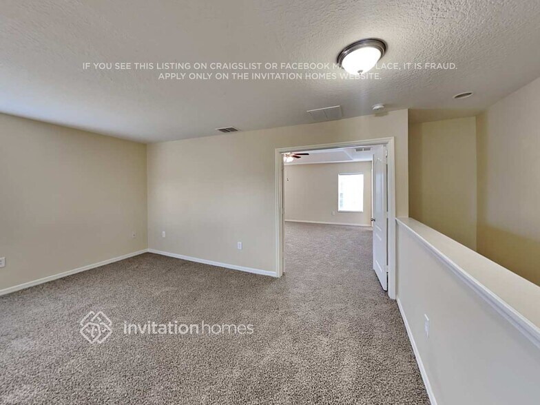 Building Photo - 9640 Simeon Dr