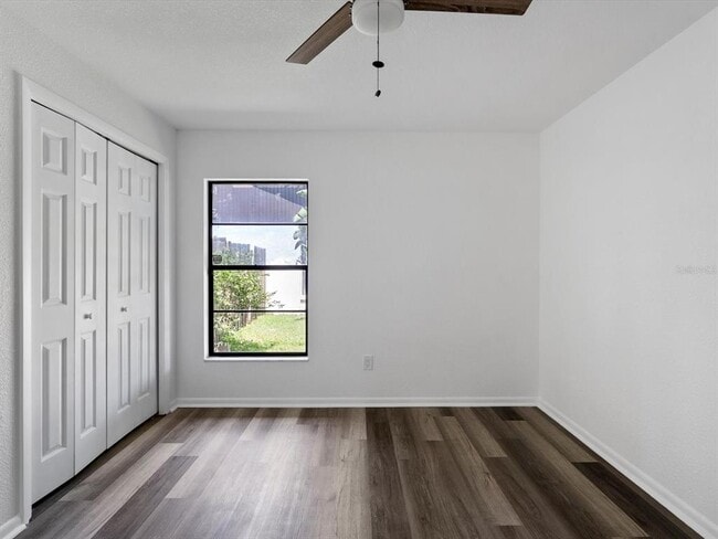 Building Photo - 4715 Kemble Ct