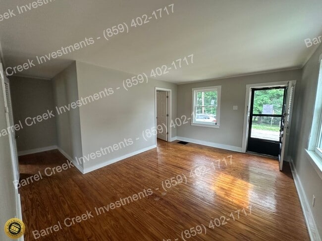 Building Photo - 426-428 Smith (REHAB)