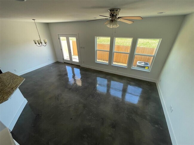 Building Photo - 232 Sapphire Dr