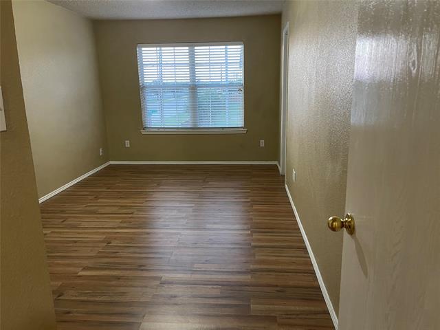 Building Photo - 5600 Giddyup Ln