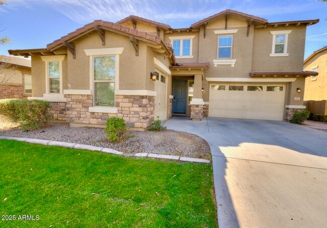 Building Photo - 3941 E Palo Verde St