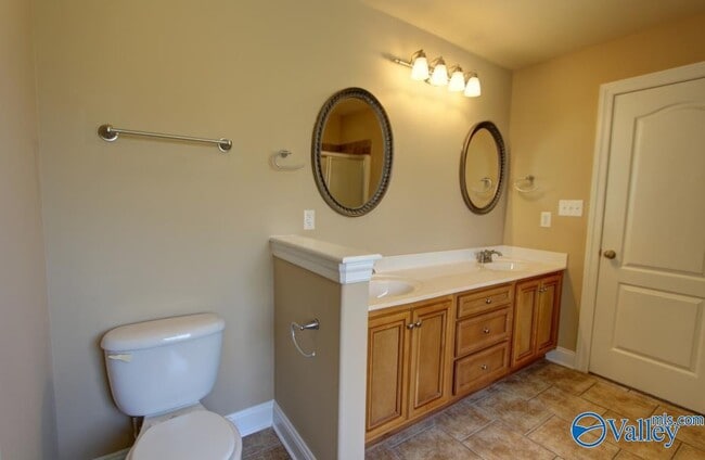 Building Photo - 13176 Arbor Ridge Dr