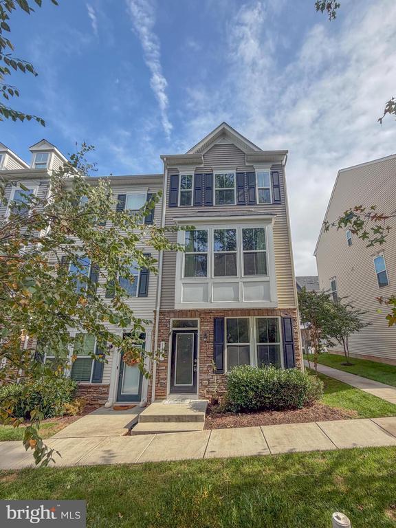 Building Photo - 1437 Strahorn Rd