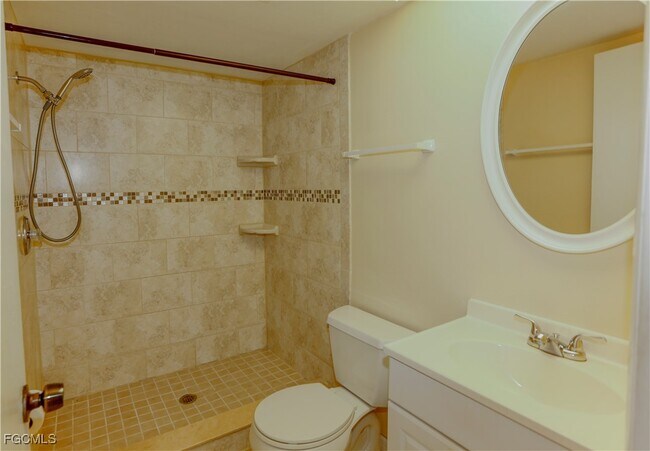 Building Photo - 719 SW 47th Terrace